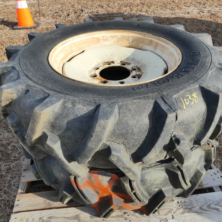 Pallet of Two Pivot Wheels & Tires