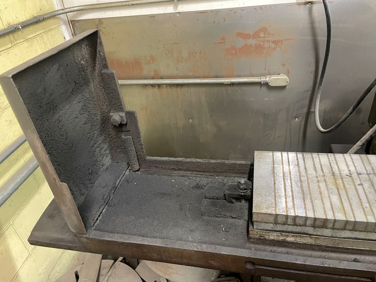 #5972-•-brown-and-sharpe-surface-grinding-machine-image-5