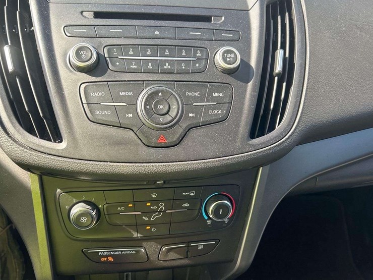 2017-ford-escape-image-15