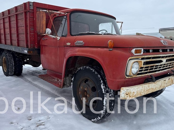 1966-ford-f600-image-1