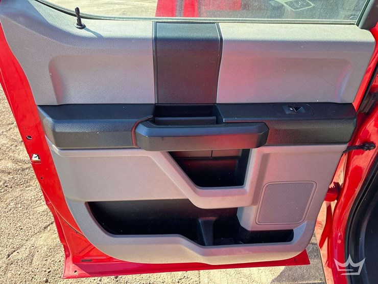 2018-ford-f350-image-13