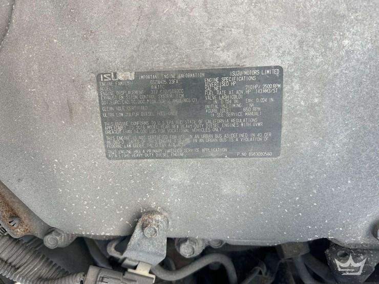 2017-isuzu-nrr-image-9