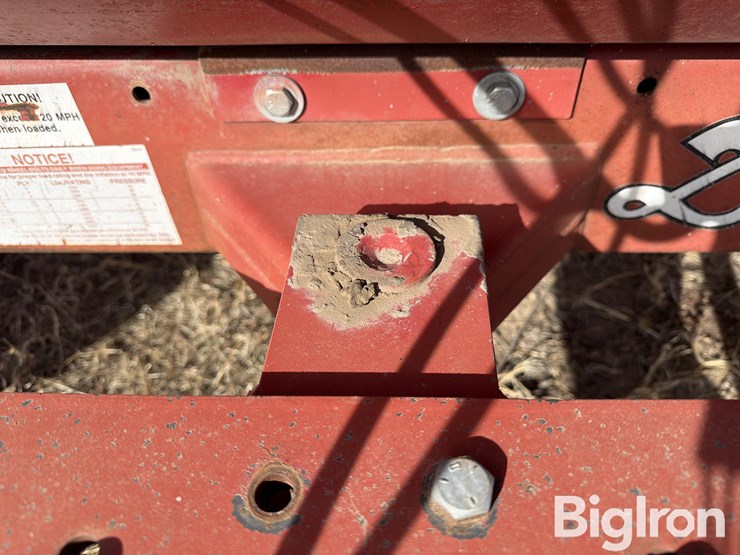 demco-harvest-wagon-image-9