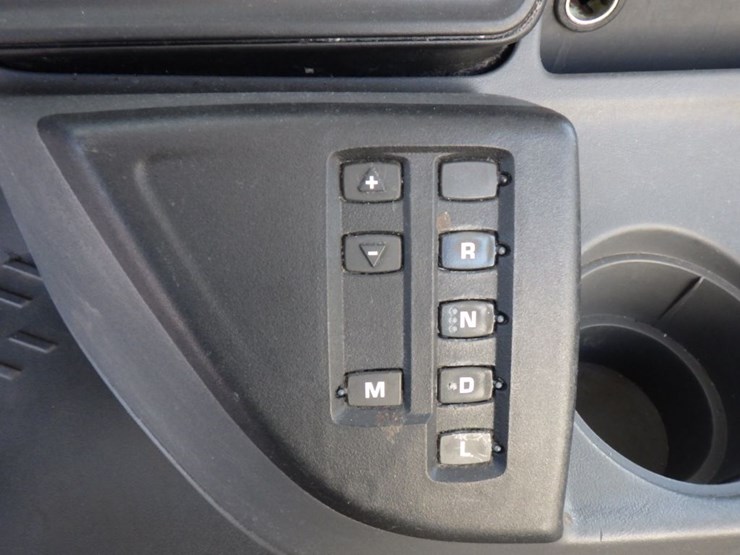 2017-international-prostar-image-10