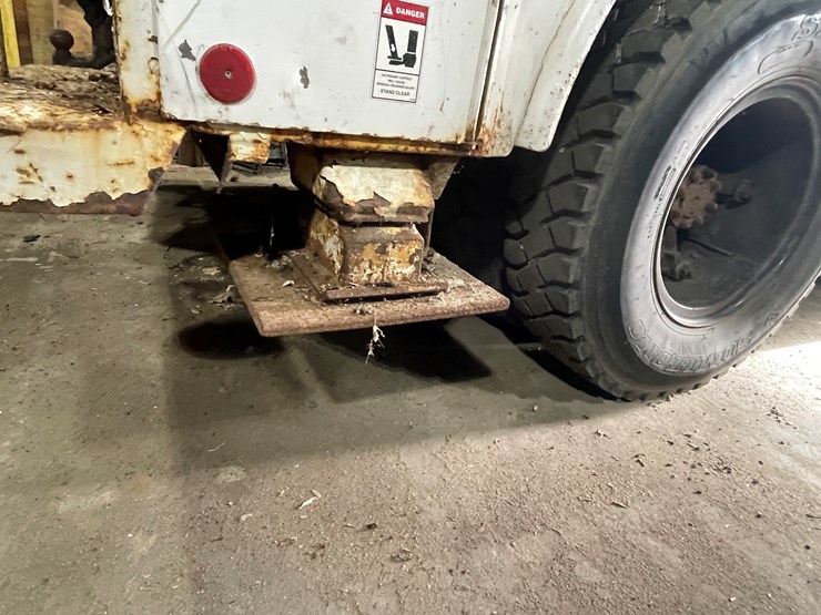 1998-international-4700-image-38