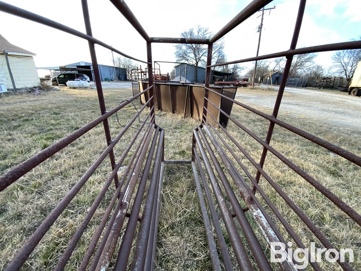 shop-made-20'-cattle-run-image-14