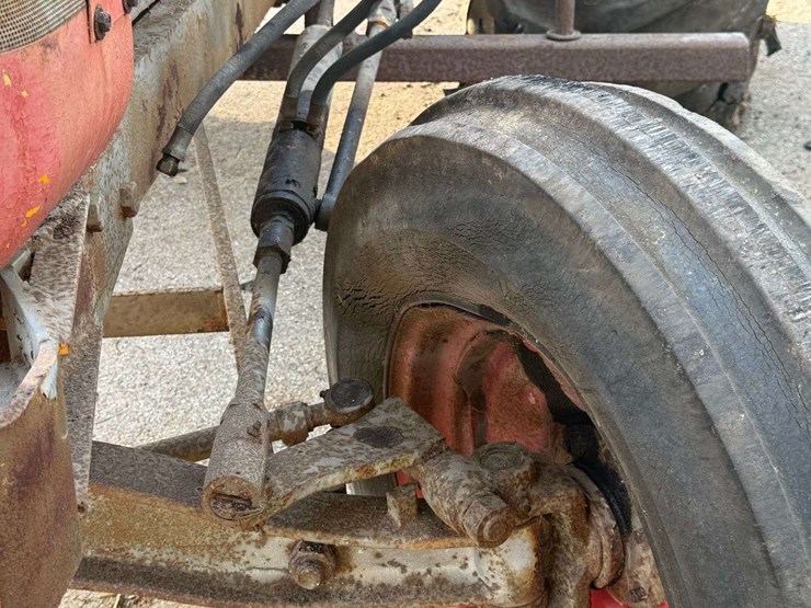 massey-ferguson-98-image-50
