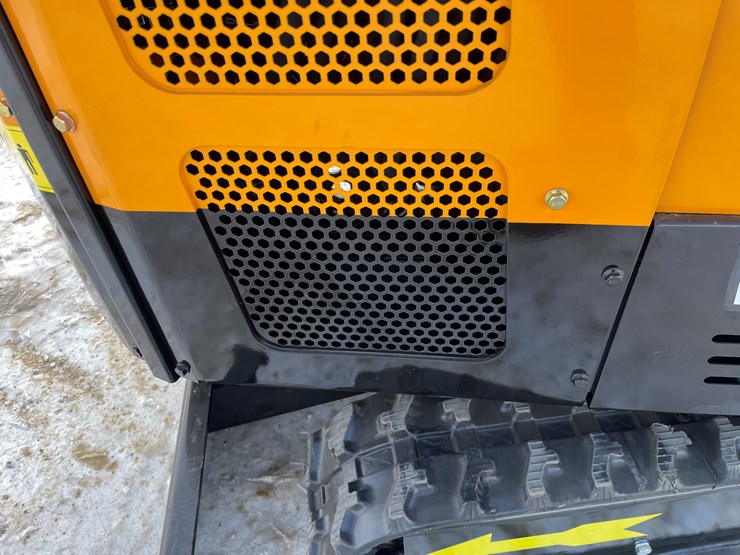 #108-•-miva-va15-mini-excavator-image-41