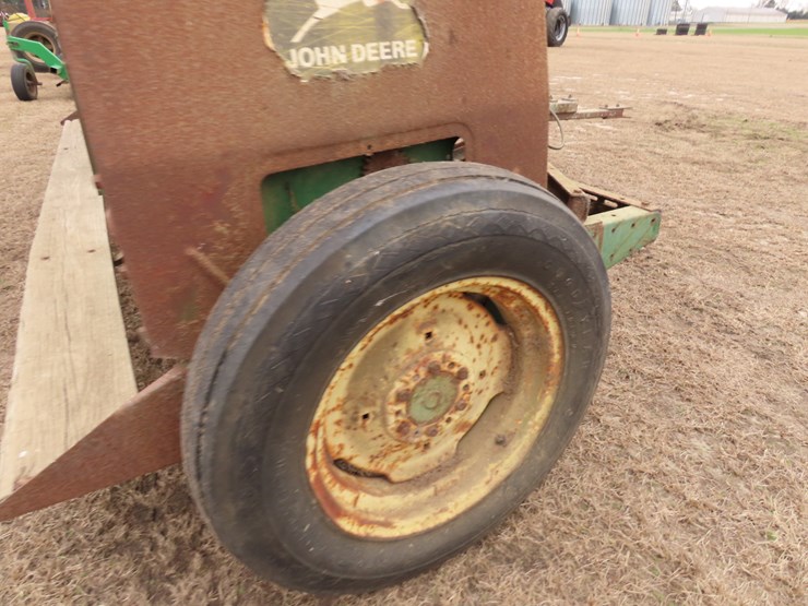 john-deere-8300-image-6