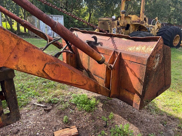 minneapolis-moline-diesel-backhoe-image-58