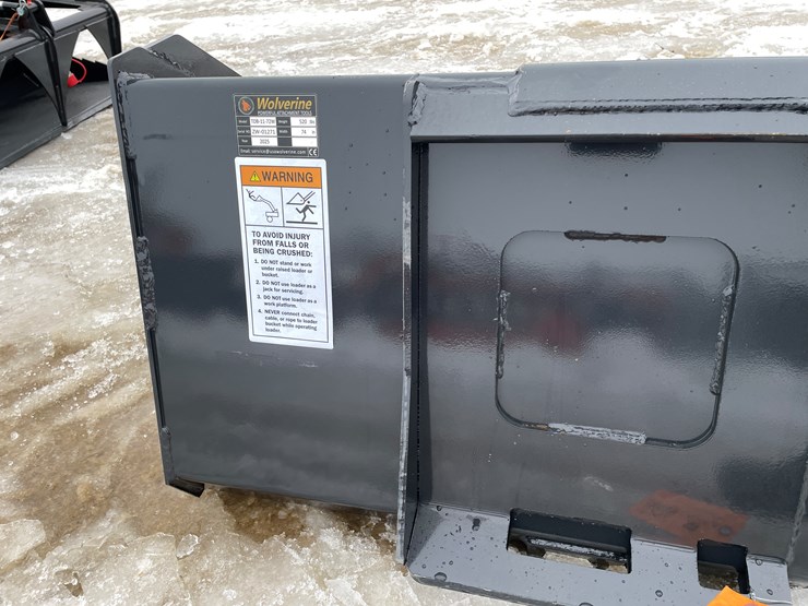 #2342-•-wolverine-universal-mount-track-duty-bucket-image-19