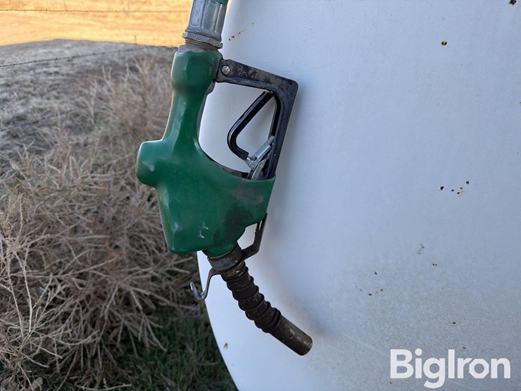 500-gallon-fuel-tank-w/pump-&-meter-image-13