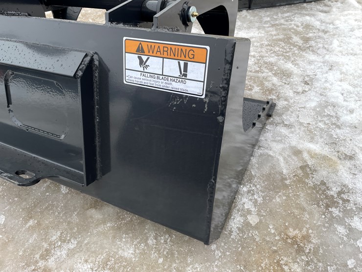 #2346-•-wolverine-mini-skid-steer-stump-grapple-image-18