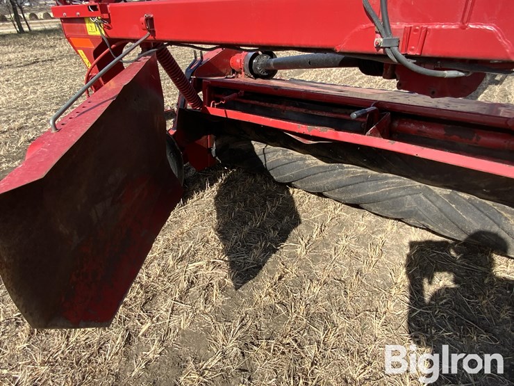 2019-new-holland-313rdb-discbine-pull-type-mower-conditioner-image-17