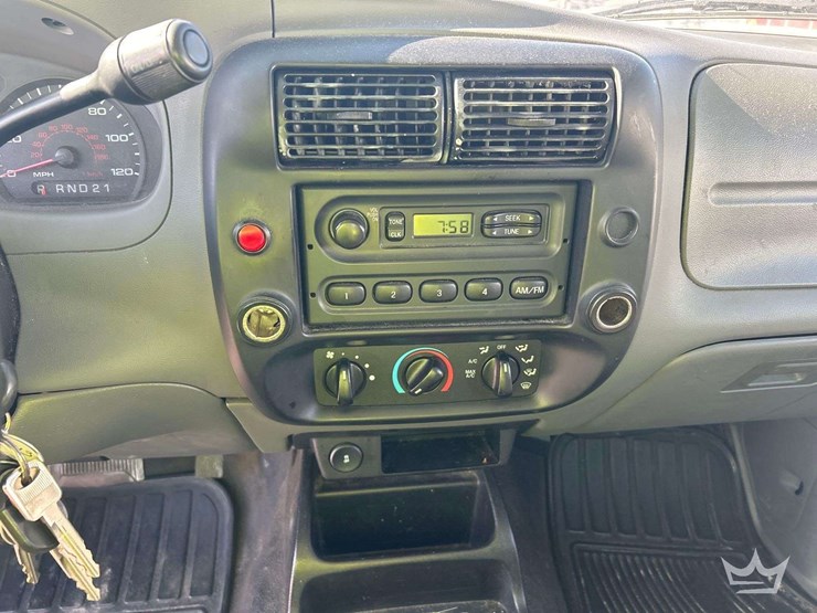 2011-ford-ranger-image-15