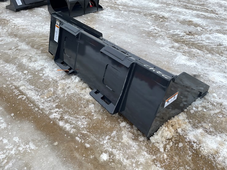 #2342-•-wolverine-universal-mount-track-duty-bucket-image-5