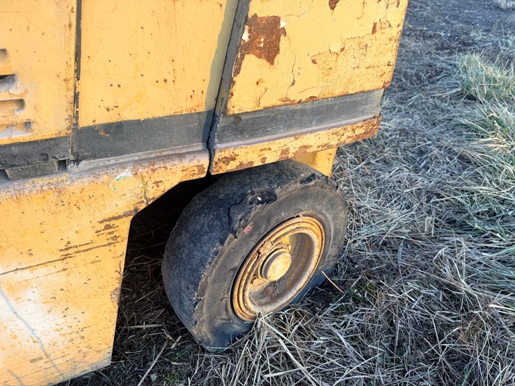 #2591-•-caterpillar-v60dstr-forklift-image-12