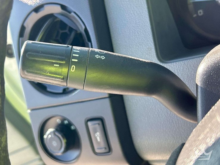 2015-ford-f350-image-16