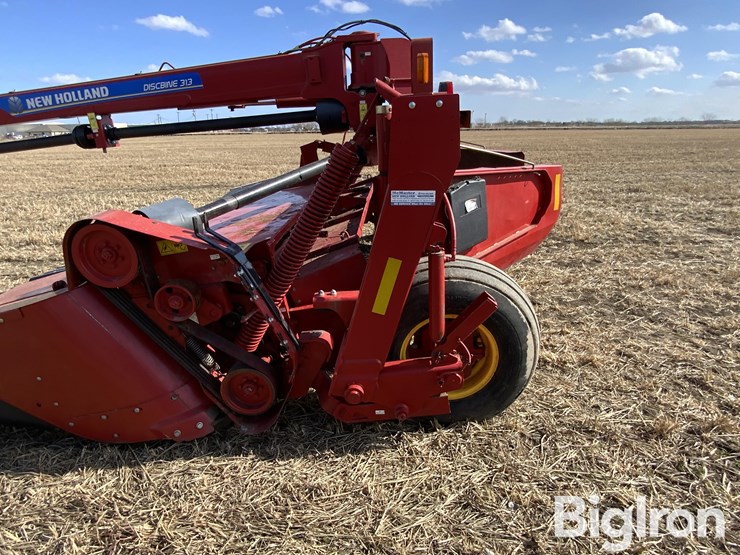 2019-new-holland-313rdb-discbine-pull-type-mower-conditioner-image-14