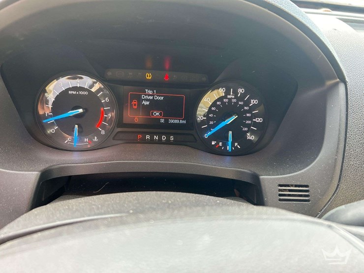 2017-ford-explorer-image-14