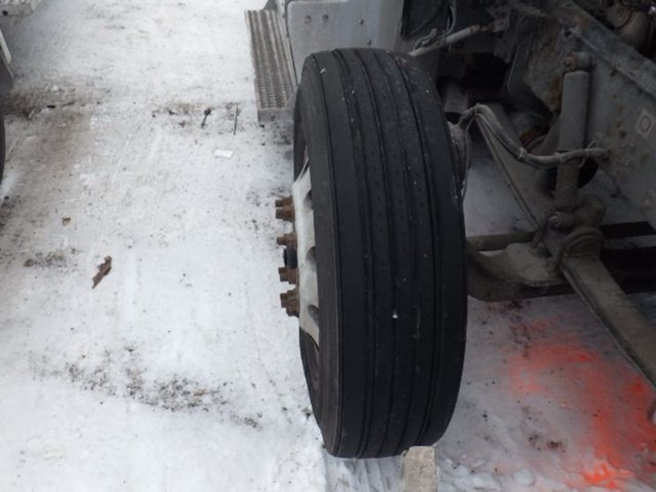 2014-peterbilt-386-image-29