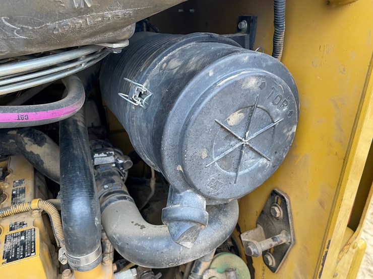 caterpillar-279d-image-73