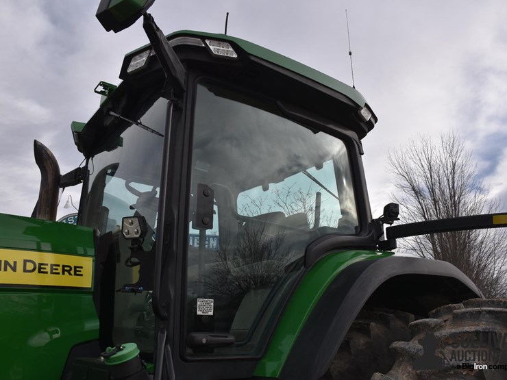 2020-john-deere-8r-280-image-16