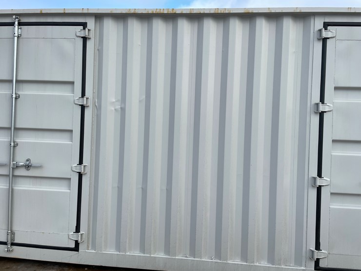 #200-•-40'-high-cube-multi-door-shipping-container-image-7