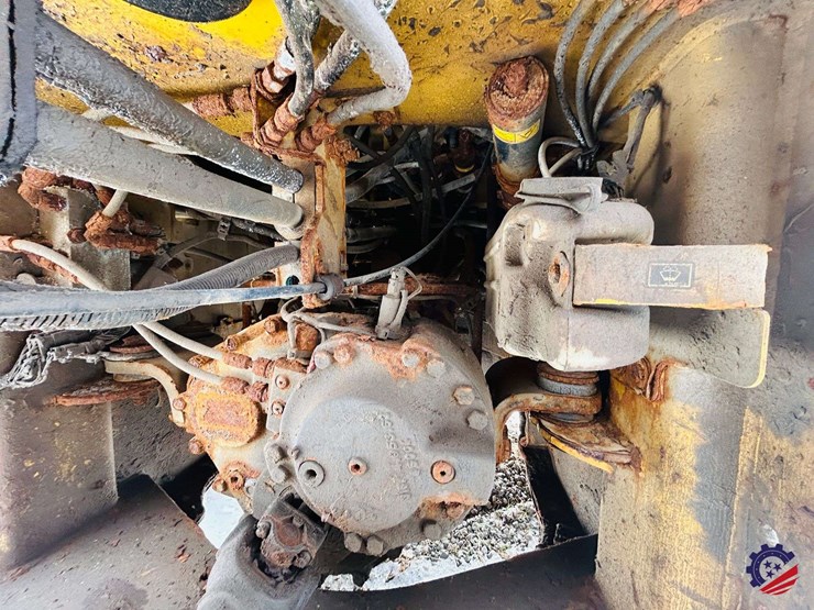 caterpillar-914m-image-59