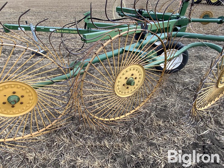 km-rake-caddy-hay-rake-image-19