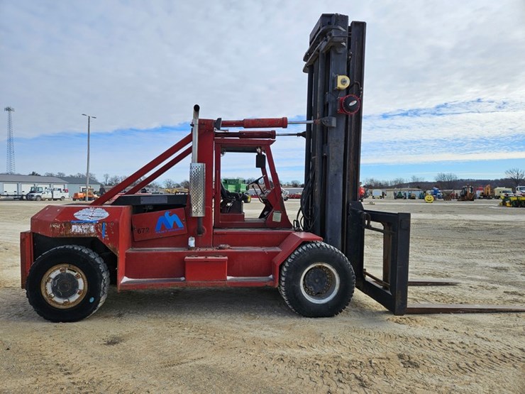 #72-•-taylor-tse-90-01-fork-lift-image-6