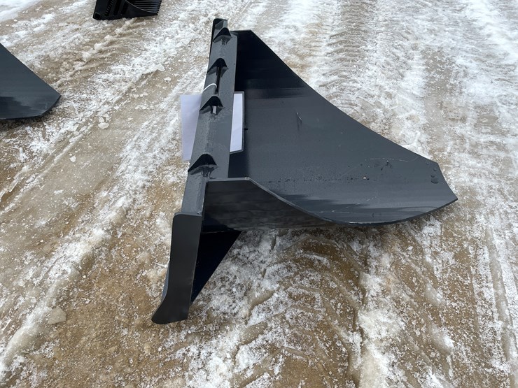 #2355-•-wolverine-tree-spade-image-4