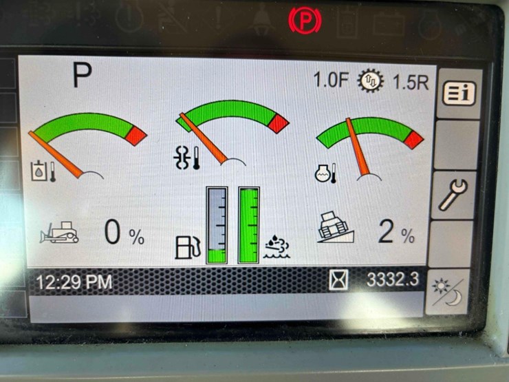 2020-caterpillar-d8t-image-33