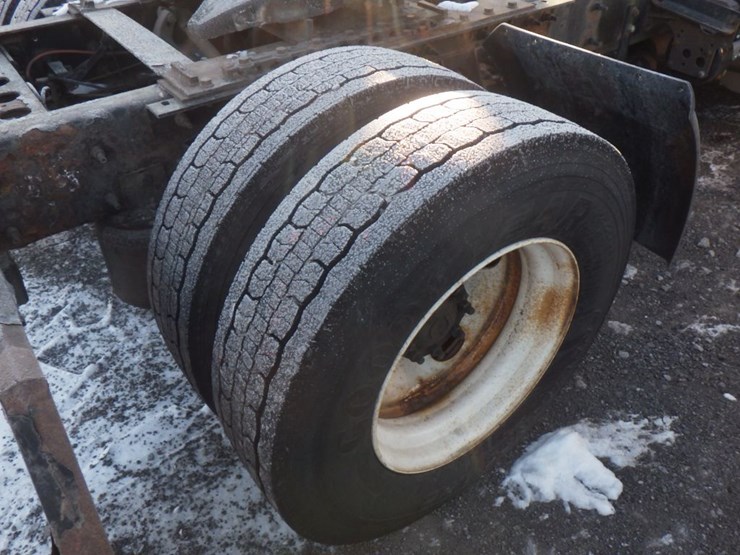 2016-international-prostar-image-4