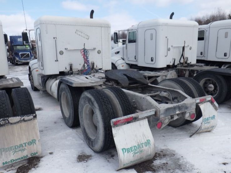 2014-peterbilt-386-image-13