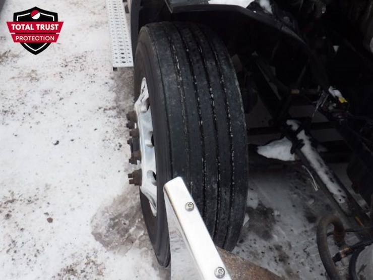 2020-freightliner-cascadia-116-image-22