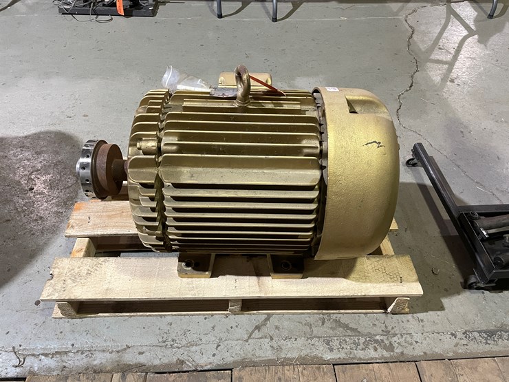 #7014-•-baldor-super-e-electric-motor-image-4