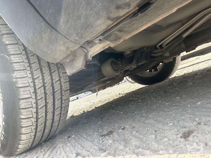 2017-ford-explorer-image-18