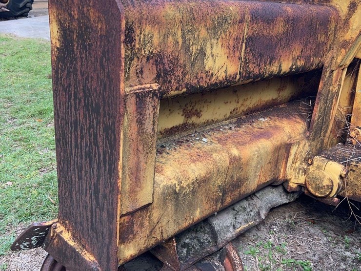 caterpillar-814-image-13