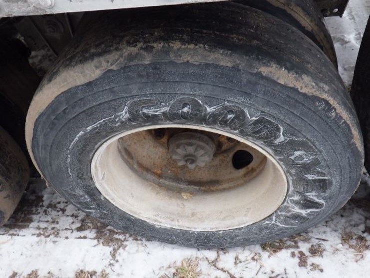 2012-strick-van-image-18