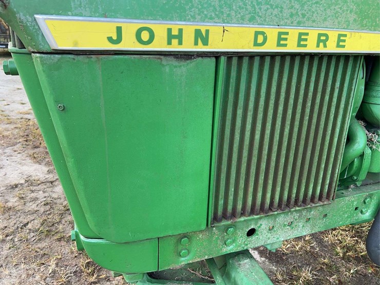 john-deere-3020-image-18