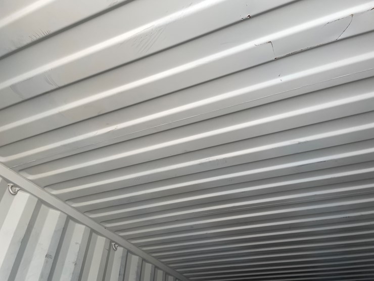 #202-•-40'-high-cube-shipping-container-image-15