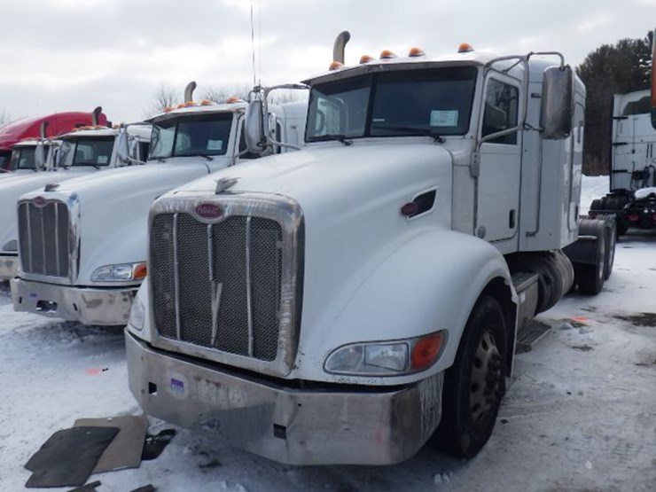 2014-peterbilt-386-image-1