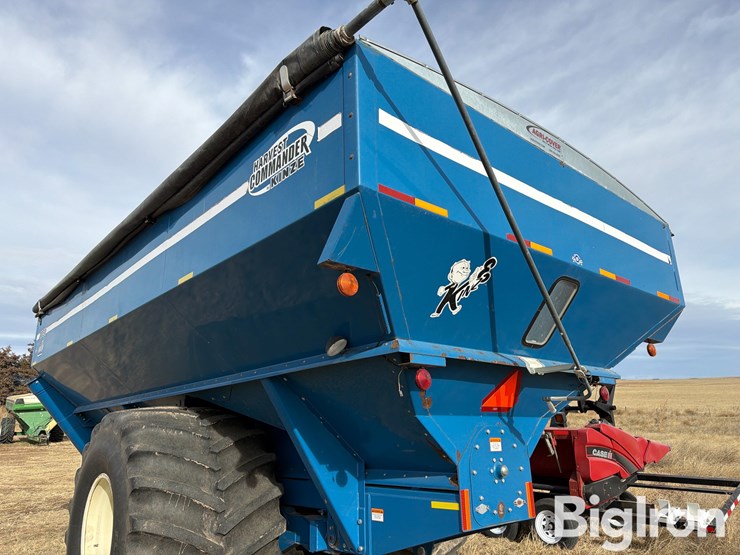 2009-kinze-1050-image-16