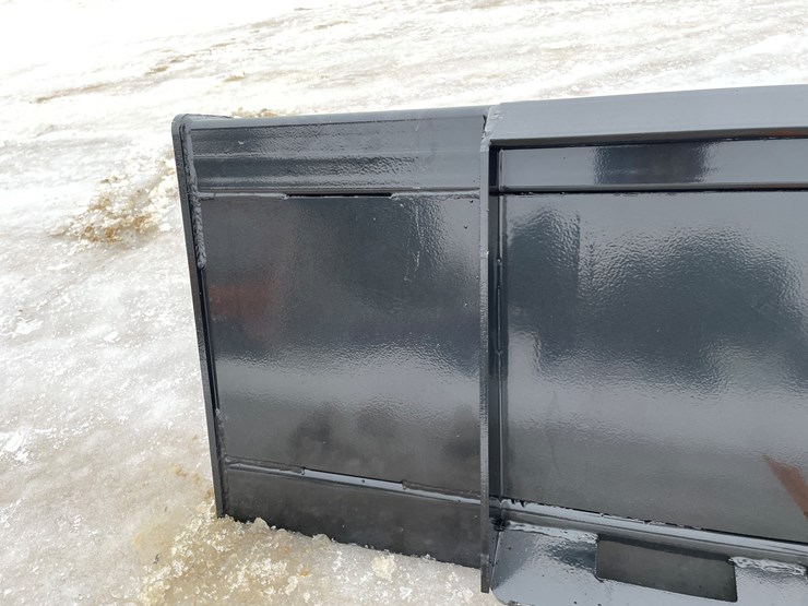 #2337-•-wolverine-skeleton-bucket-image-18