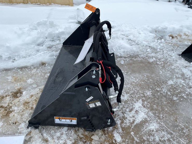 #2365-•-wolverine-mini-skid-steer-combination-bucket-image-8
