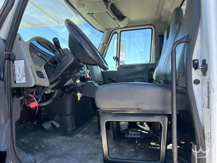 2013-international-workstar-7400-image-11