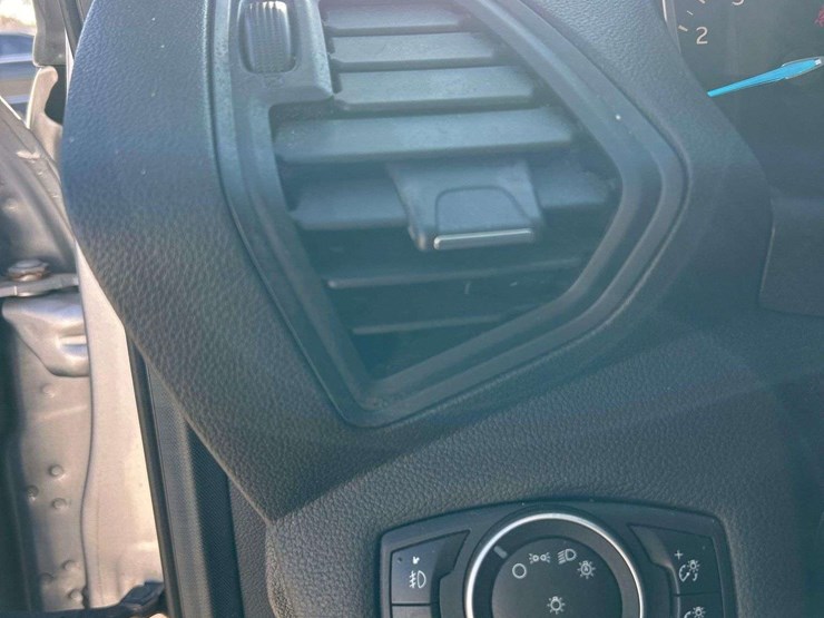 2017-ford-escape-image-18