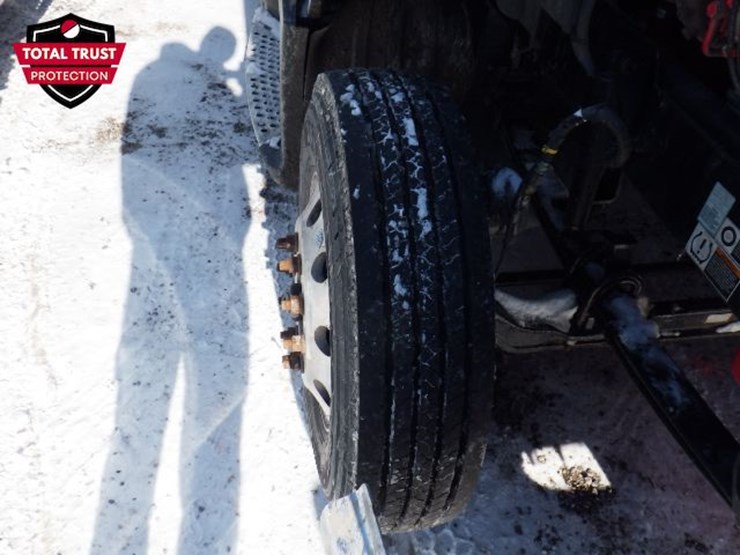 2020-kenworth-t680-image-26