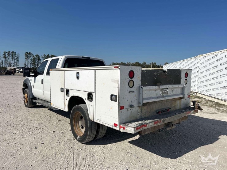 2015-ford-f550-image-4